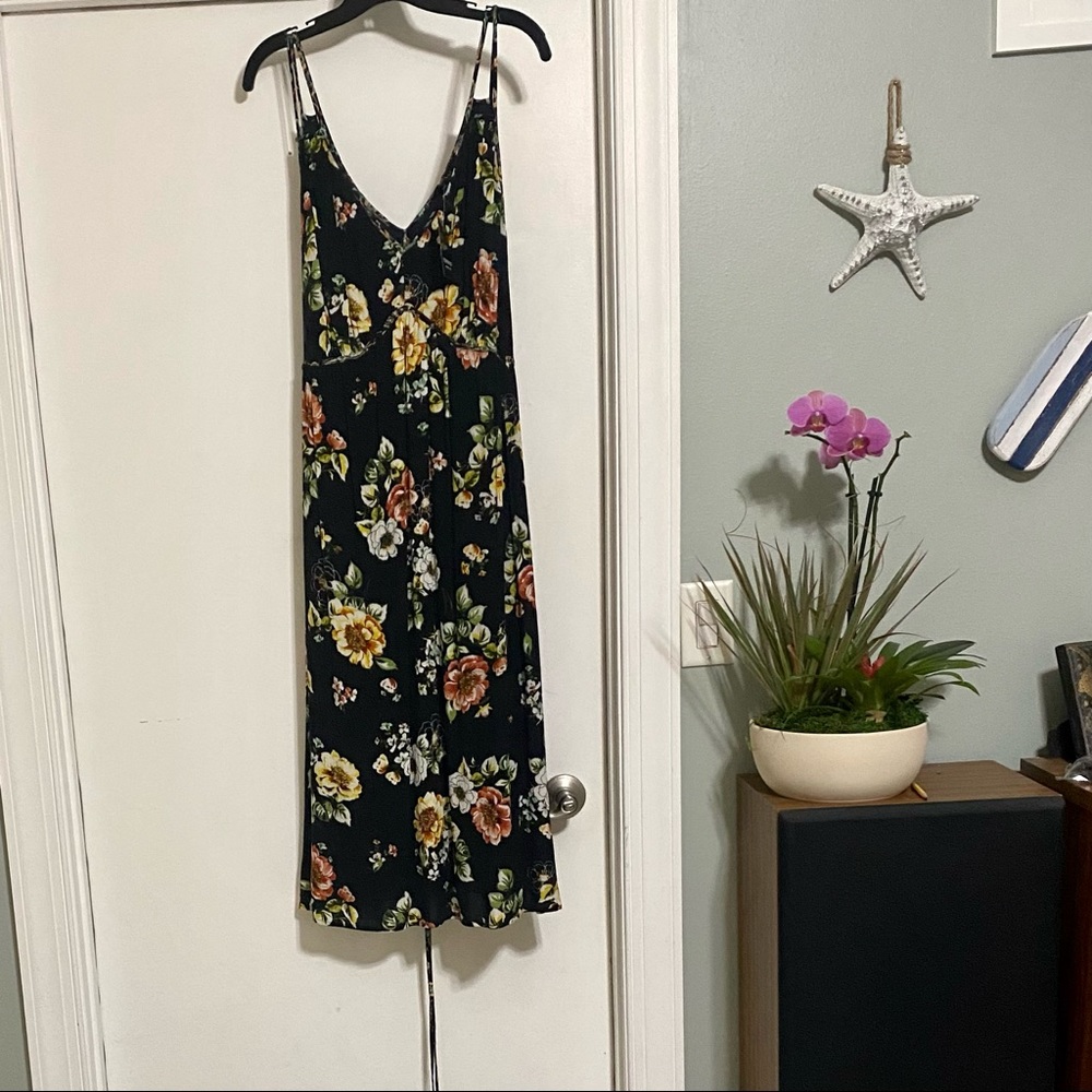 NWT Torrid Black Floral Gauze Print Dress Size 2